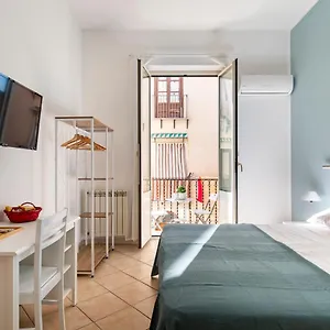 Punto Al Capo Intero O Stanze Matrimoniali Con Bagno Privato Palerme
